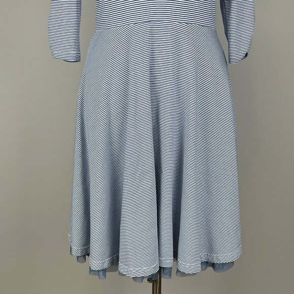 Matilda Jane Womens Between the Lines Blue Striped Dress Fit Flare size Medium - Picture 4 of 13